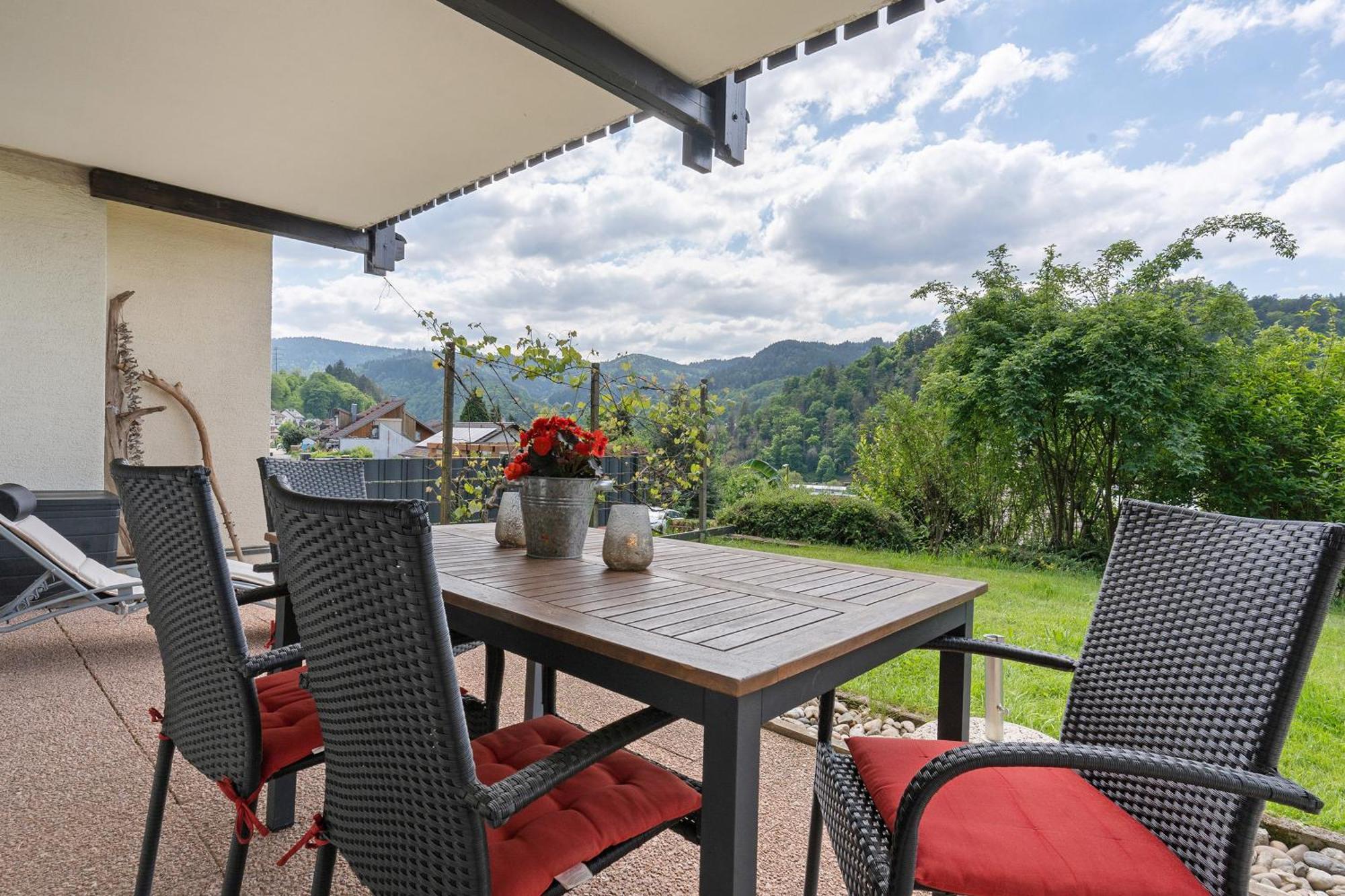Schlossblickwohnung Schiel Gernsbach Exteriér fotografie